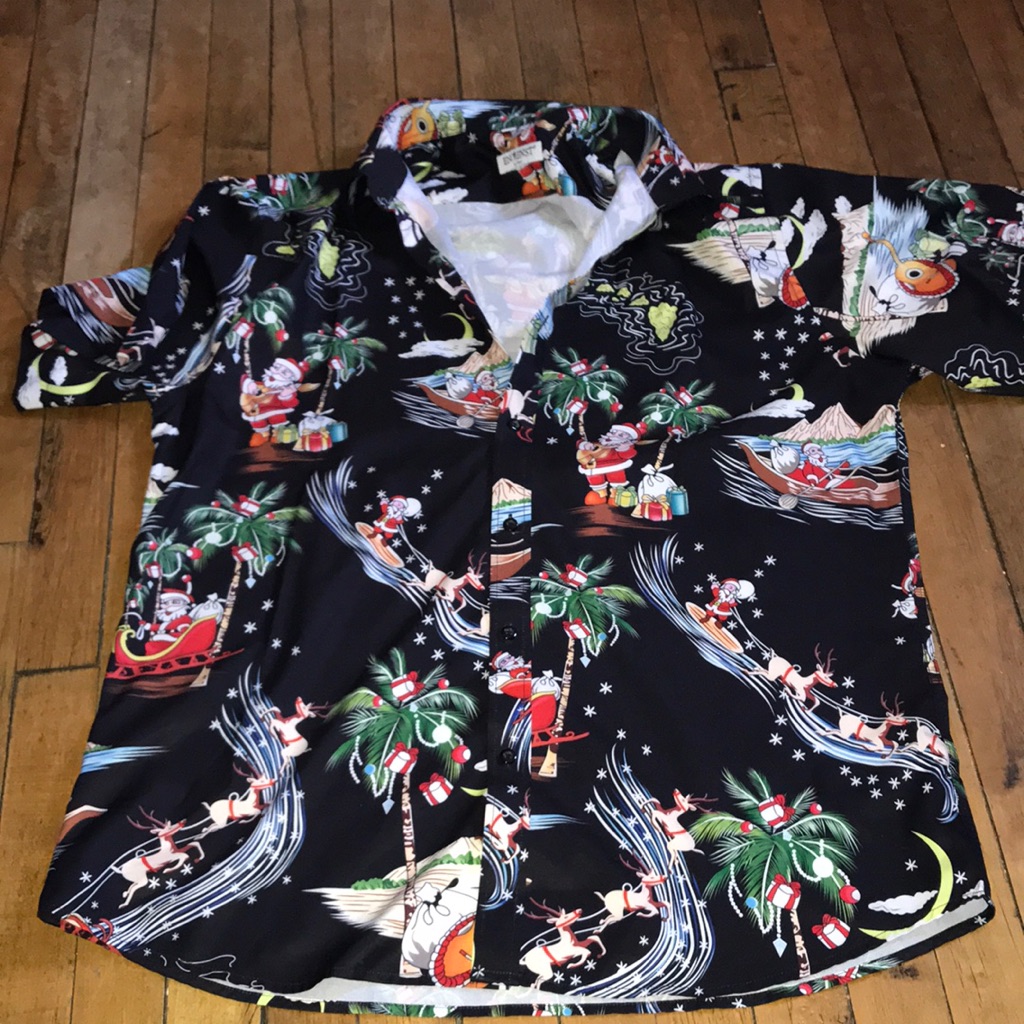 Men's Black Tropical Christmas Print Button-Up Shirt